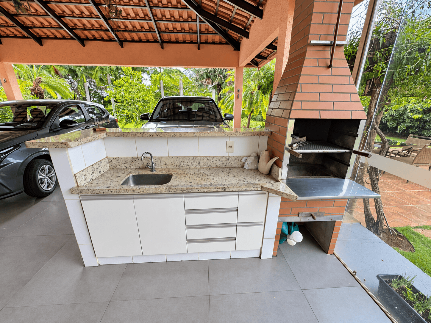 CHACARA 3 QUARTOS SENDO 1 SUITE PARAISO TROPICAL SITIO DE RECREIO