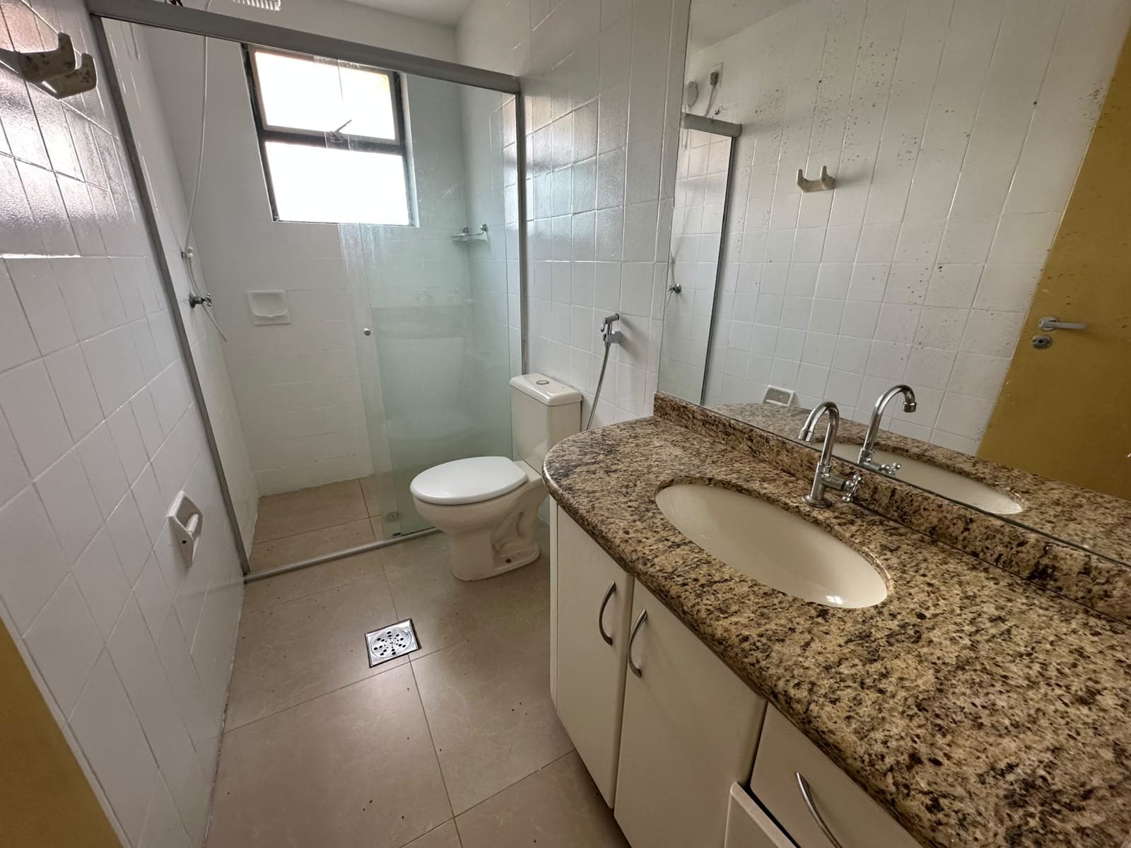 APARTAMENTO 02 QUARTOS ED. DOM PRUDENCIO CENTRO