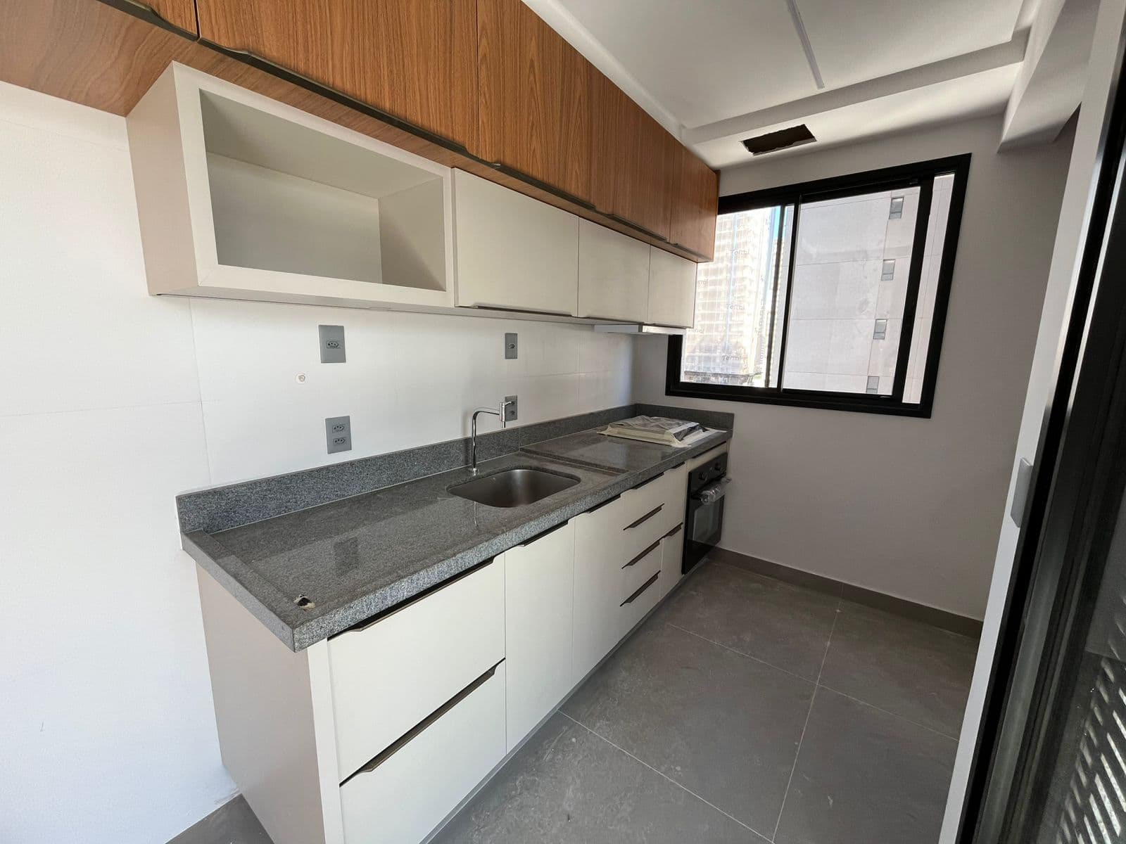 APARTAMENTO 2 QUARTOS SENDO 2 SUITES RESIDENCIAL LUX OESTE
