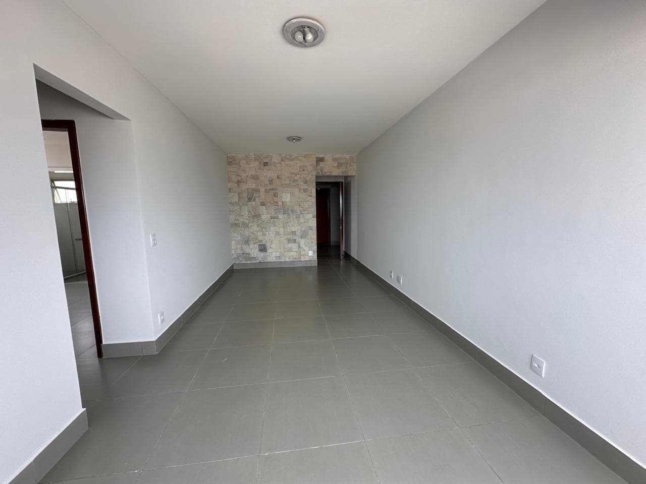 APARTAMENTO 2 QUARTOS SENDO 1 SUITE RESIDENCIAL MACAUBAS SETOR OESTE