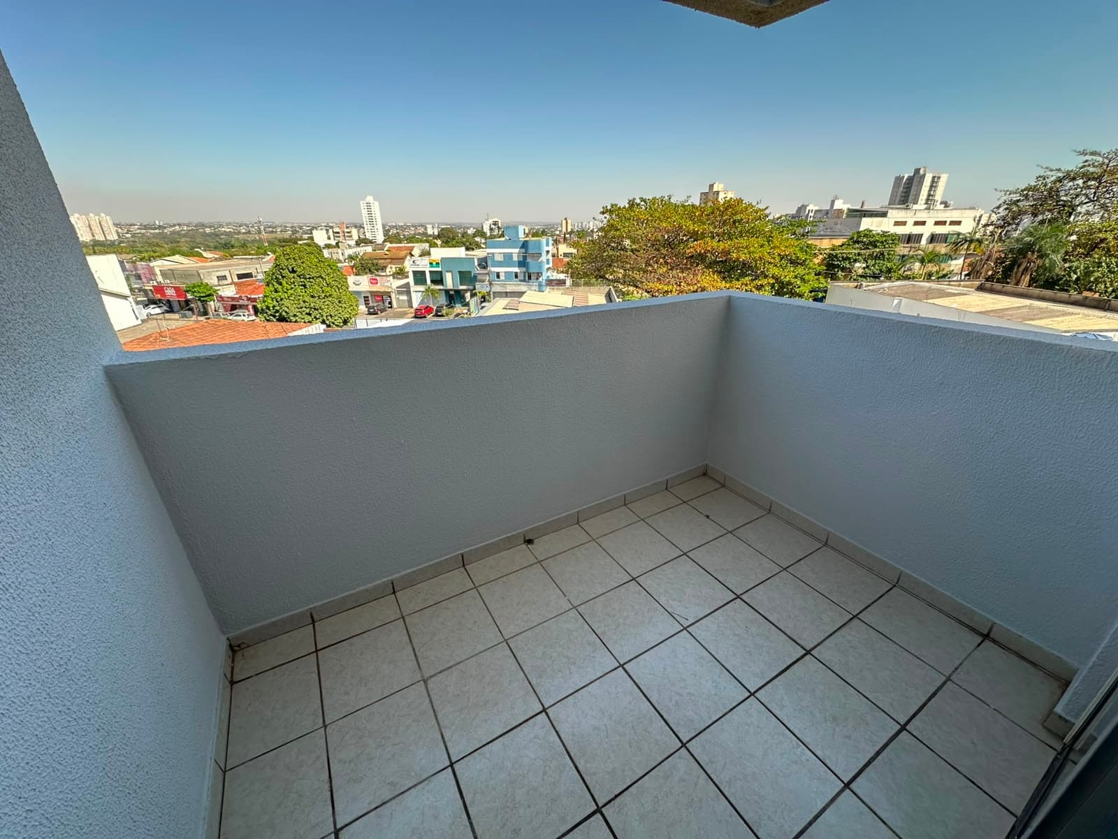 APARTAMENTO 2 QUARTOS SENDO 1 SUITE ED. ILHAS CAYMAN - JARDIM AMÉRICA