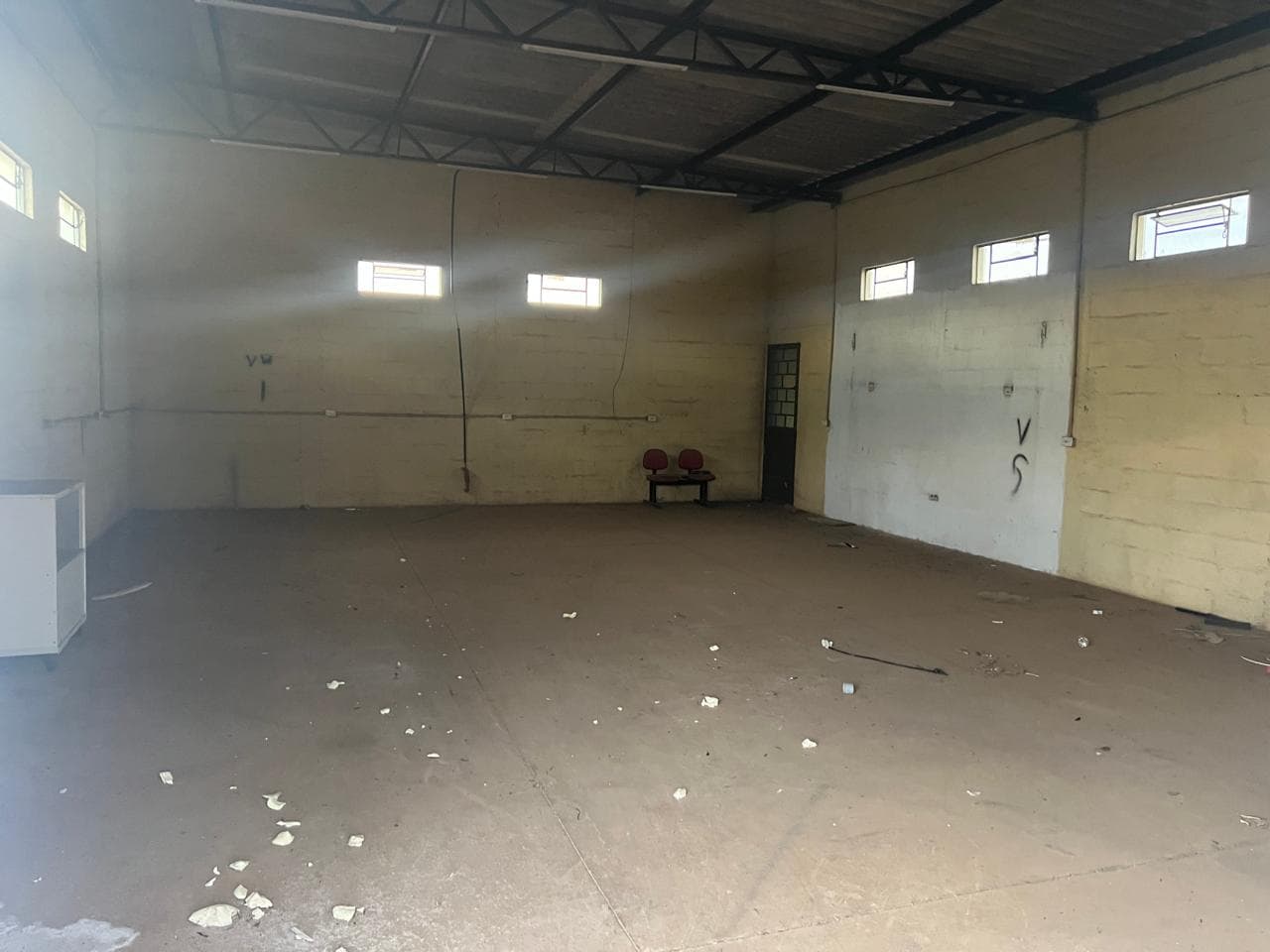 Galpão Comercial 246 M² - Residencial Maria Monteiro - Trindade - Go