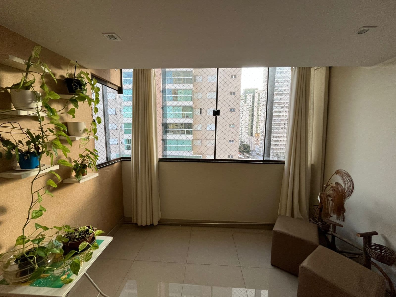 APARTAMENTO MOBILIADO RESID DR VALDEMIRO CRUZ NO JARDIM GOIAS