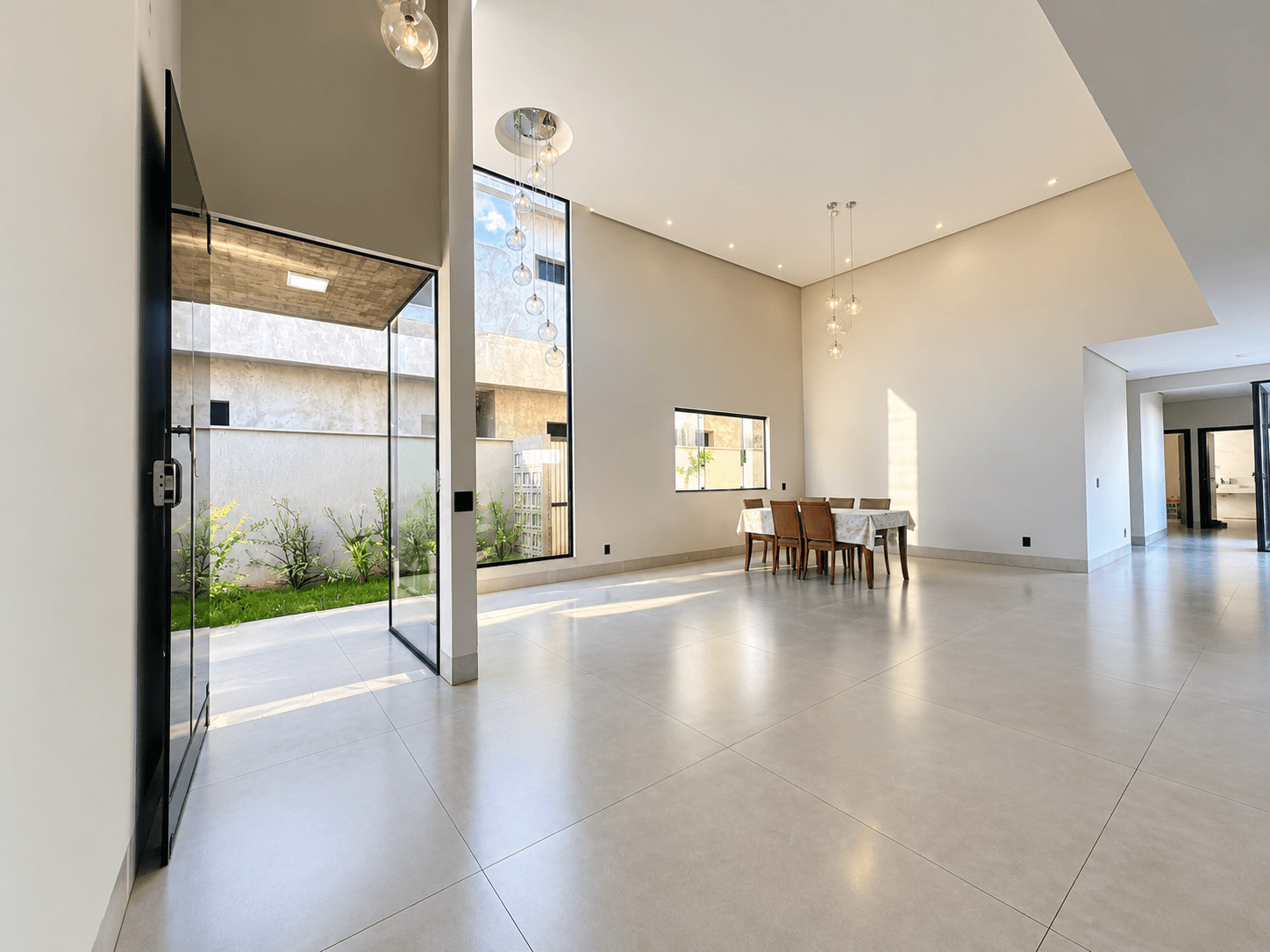 CASA TÉRREA PARQVILLE JACARANDÁ - CONDOMÍNIO FECHADO