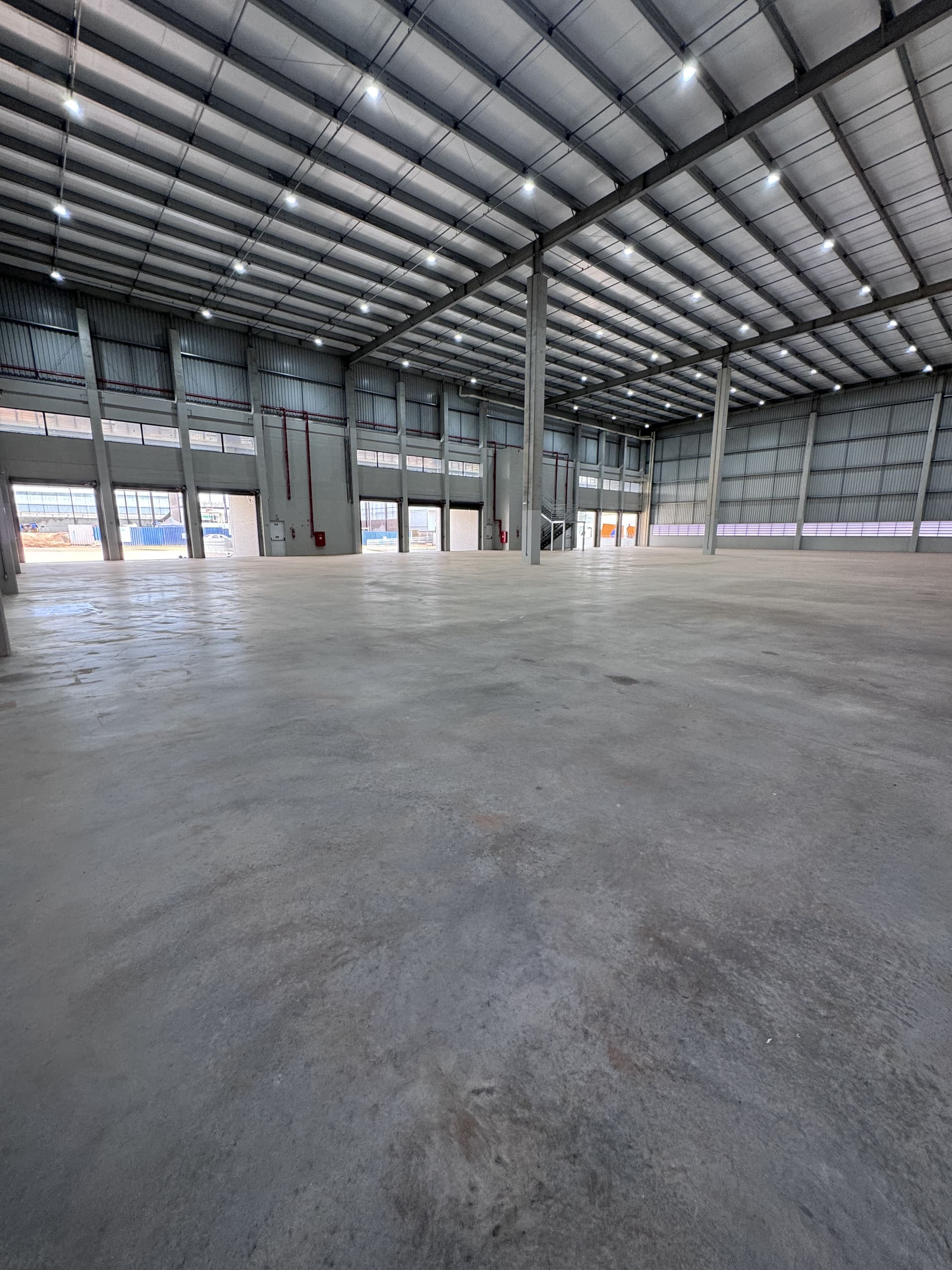 IMOVEL COMERCIAL DE 2.408 METROS NO ALL PARK POLO EMPRESARIAL
