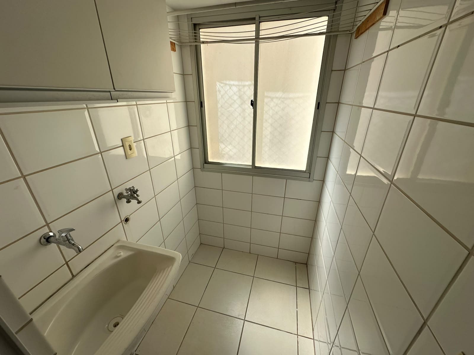 APARTAMENTO 02 QUARTOS NO RES AMBAR - RESIDENCIAL ELDORADO
