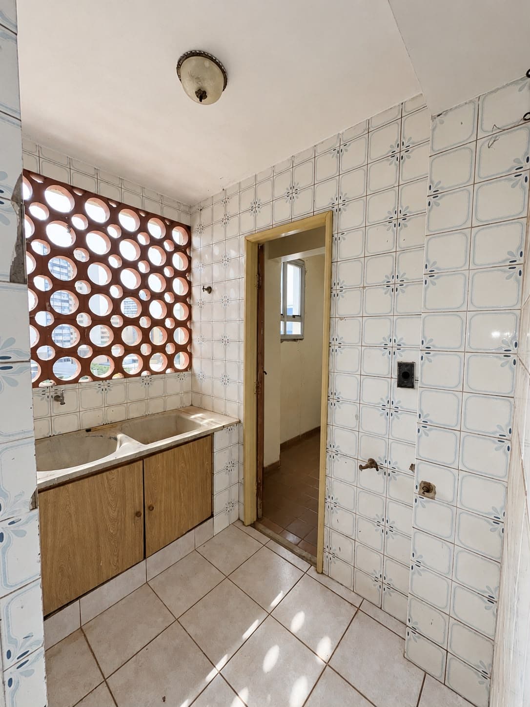 Apartamento no Setor Central, 3 quartos sendo 1 suíte