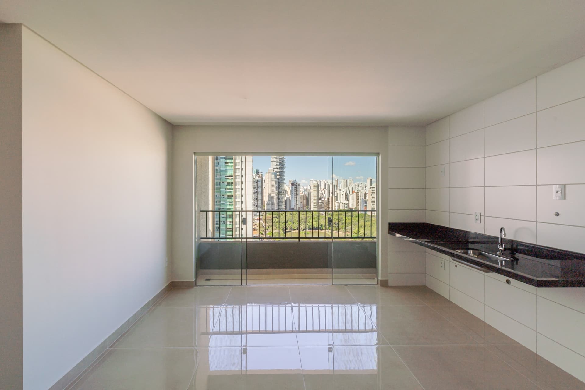Apartamento em frente ao Vaca Brava | 2 e 3 Quartos | Lazer Completo no Setor Bueno