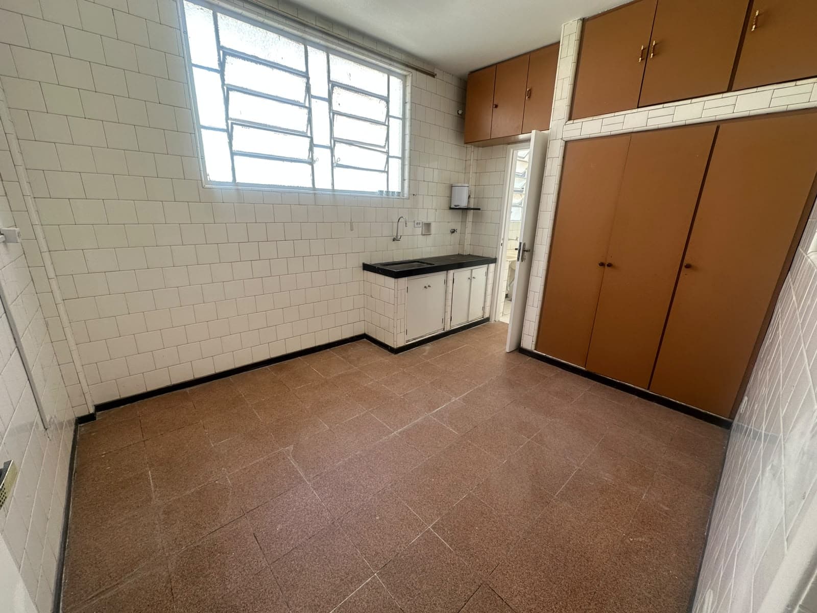 APARTAMENTO 3 QUARTOS RESIDENCIAL JARINA - SETOR CENTRAL