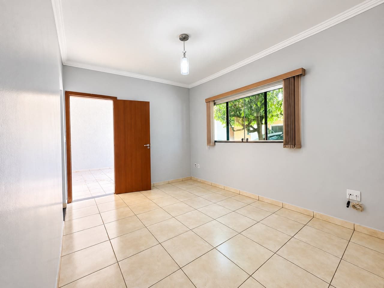 Casa em condomínio fechado, 3 quartos e 1 suíte - Jardim Imperial