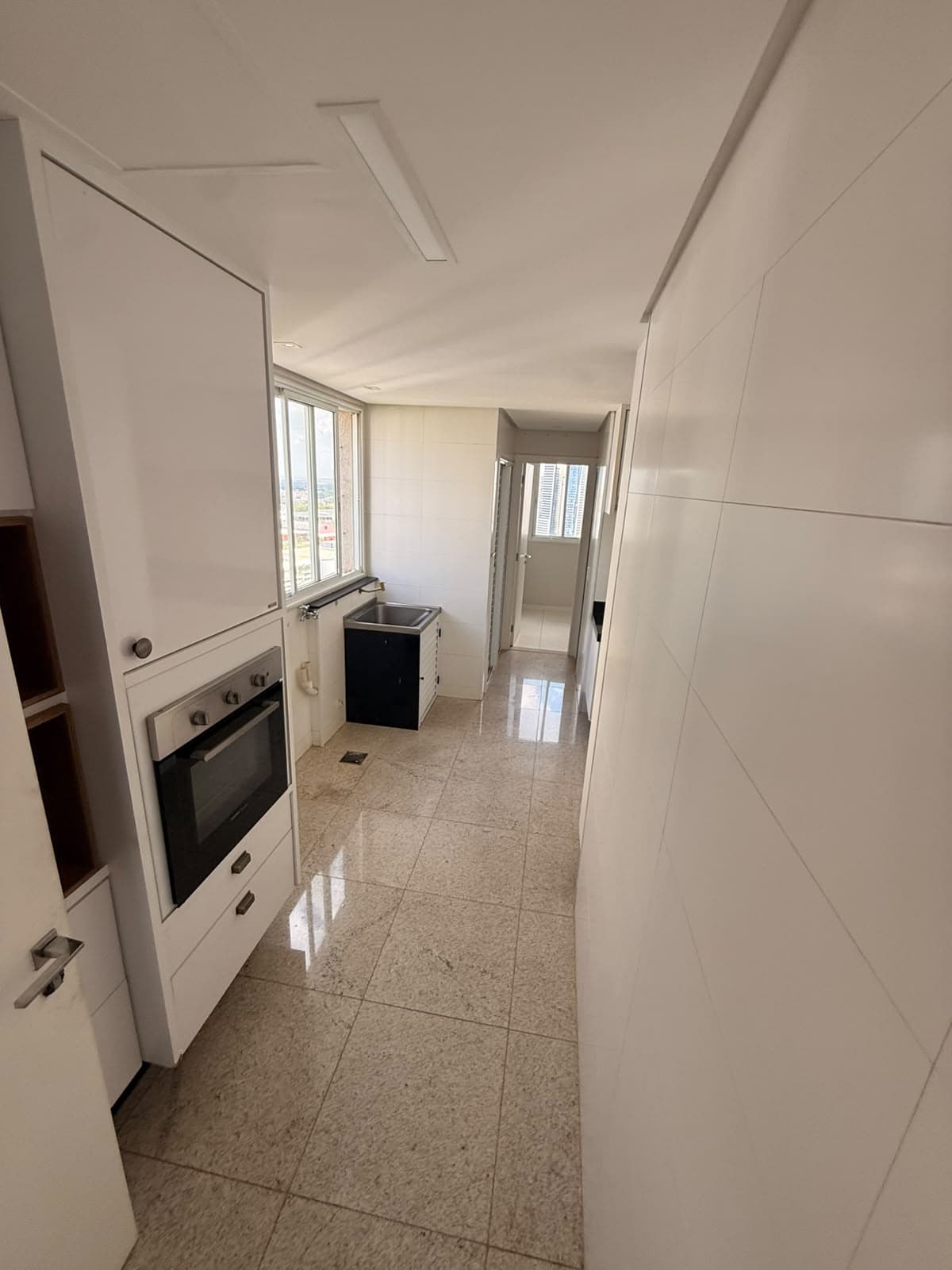 APARTAMENTO COM 5 SUÍTES NO IMPERADOR DO PARK – JARDIM GOIÁS
