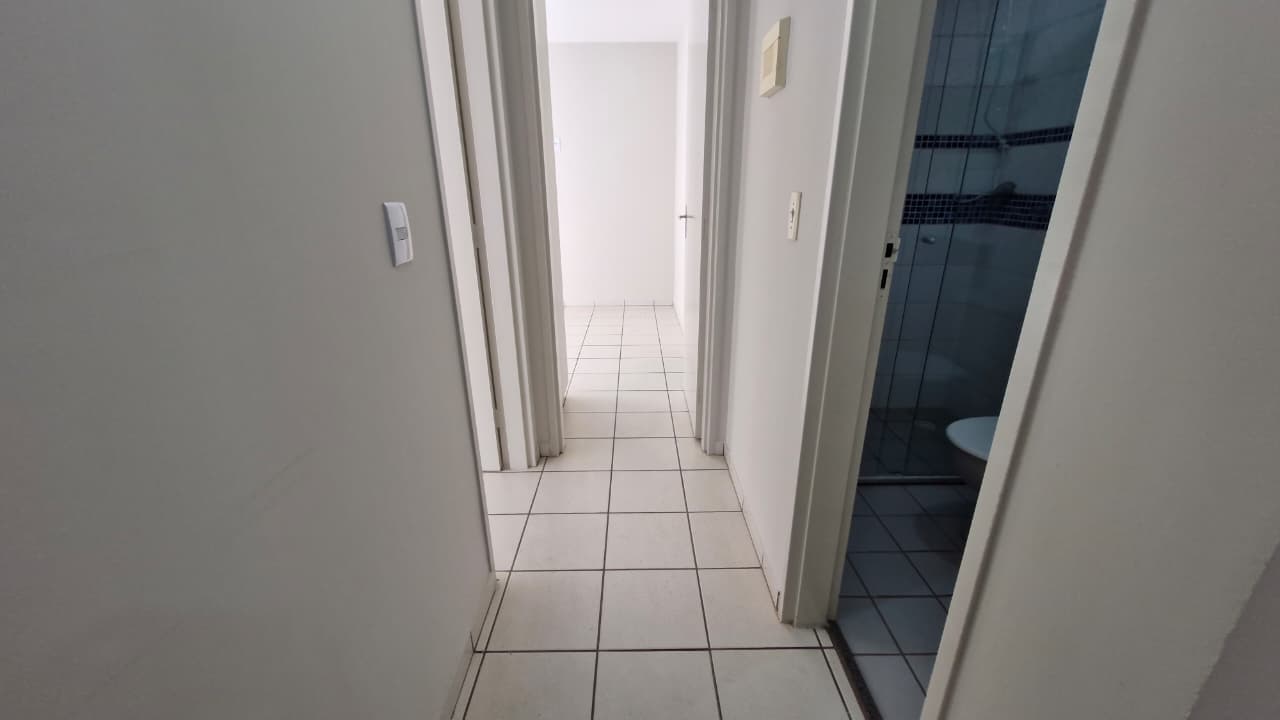 APARTAMENTO DE 02 QUARTOS, SETOR BUENO.