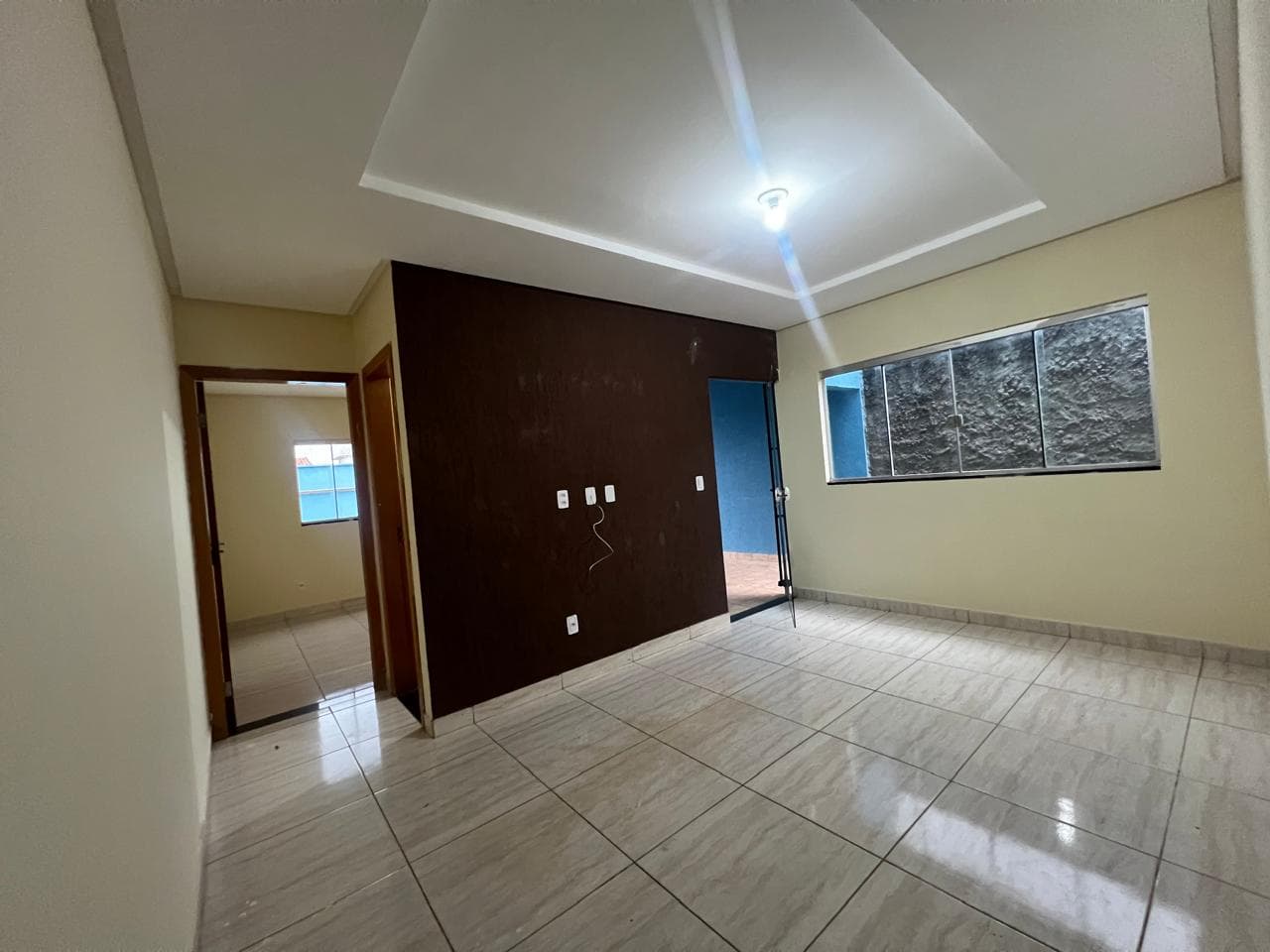 CASA 2 QUARTOS - BAIRRO INDEPENDÊNCIA