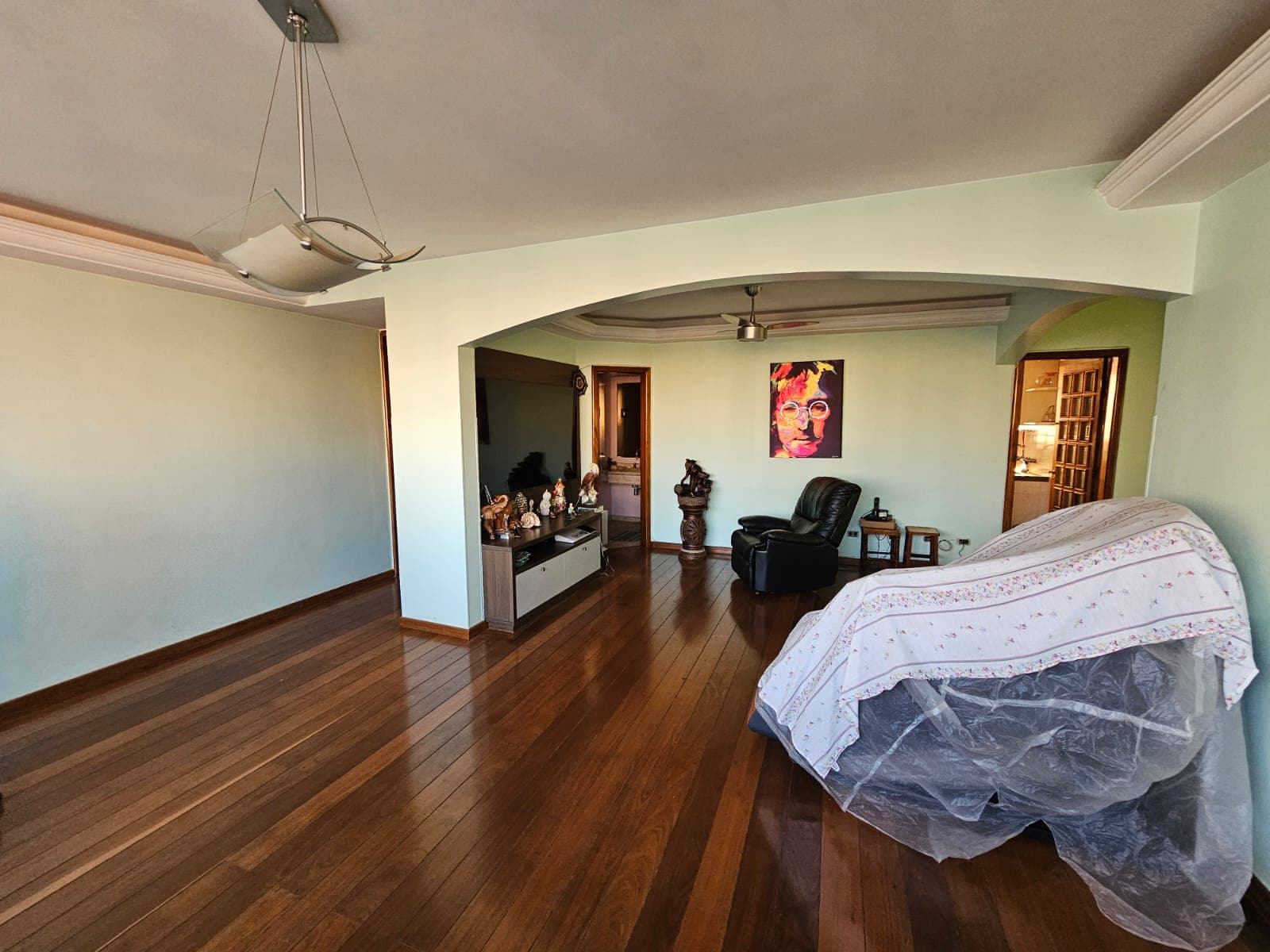 APARTAMENTO À VENDA - SETOR CENTRAL