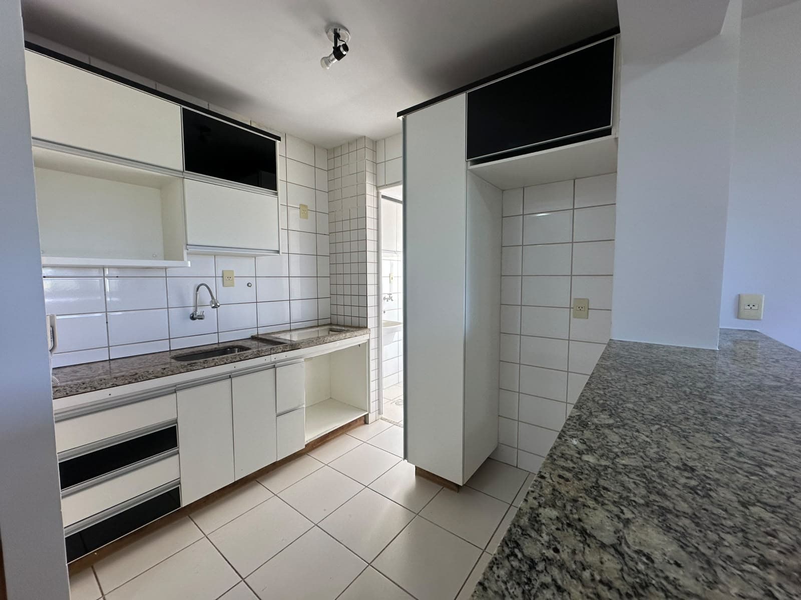 APARTAMENTO 02 QUARTOS NO RES AMBAR - RESIDENCIAL ELDORADO
