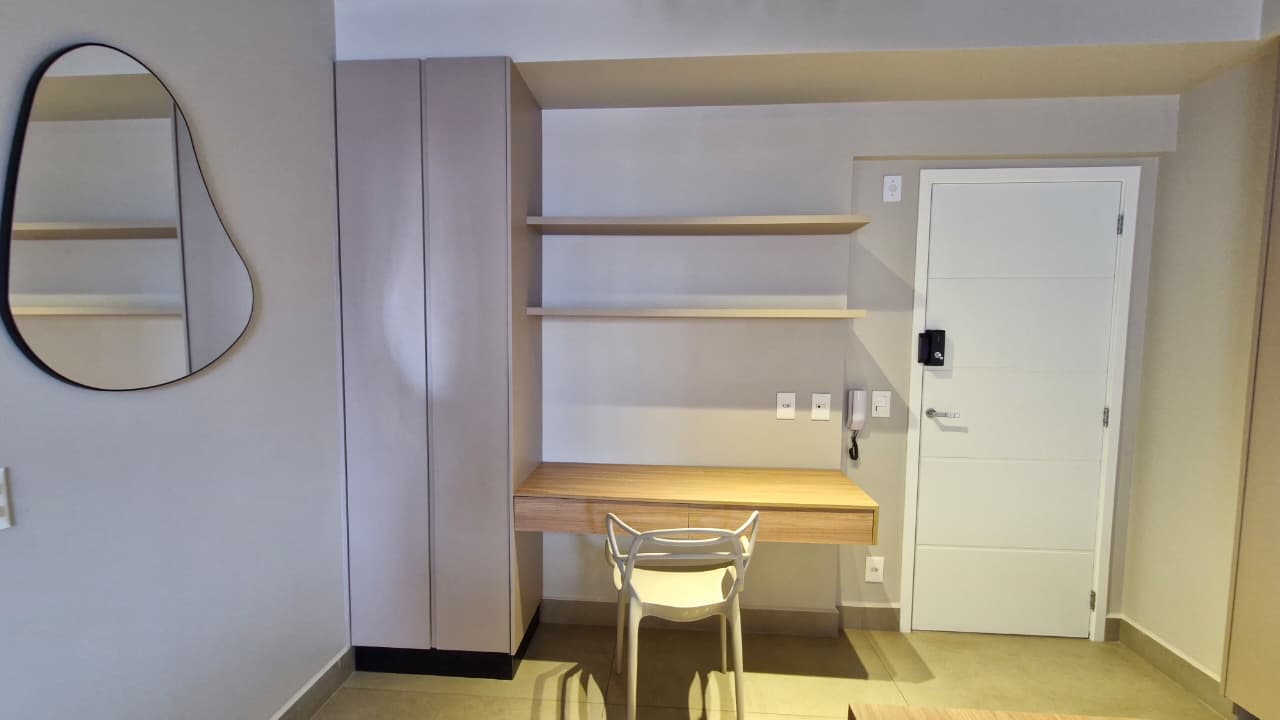 APARTAMENTO MOBILIADO DE 01 QUARTO, SETOR OESTE.