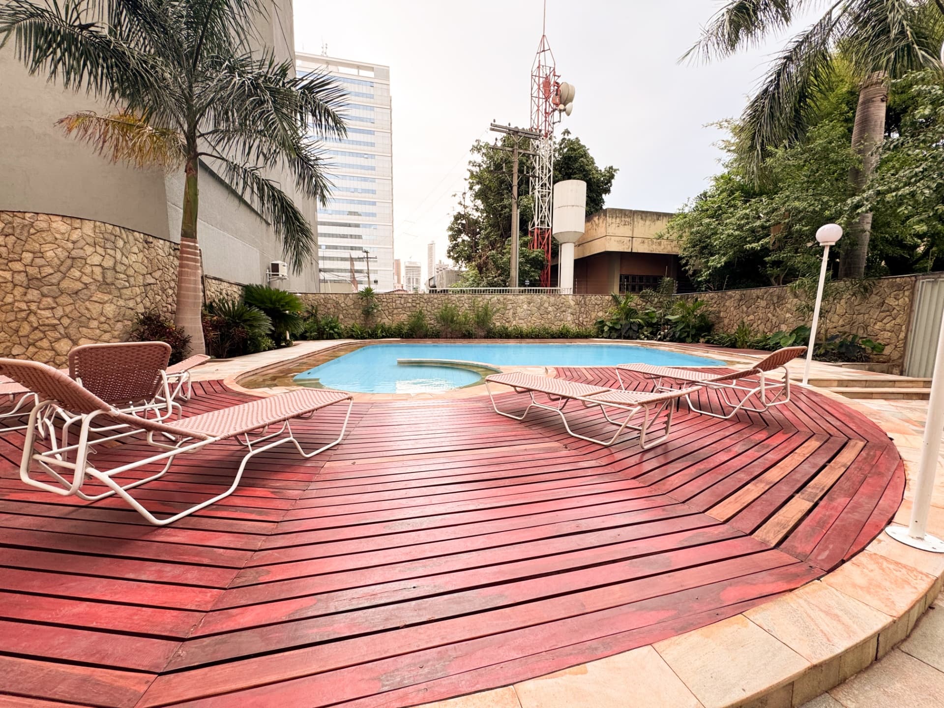 APARTAMENTO DE ALTO PADRÃO 04 SUÍTES, SETOR MARISTA.