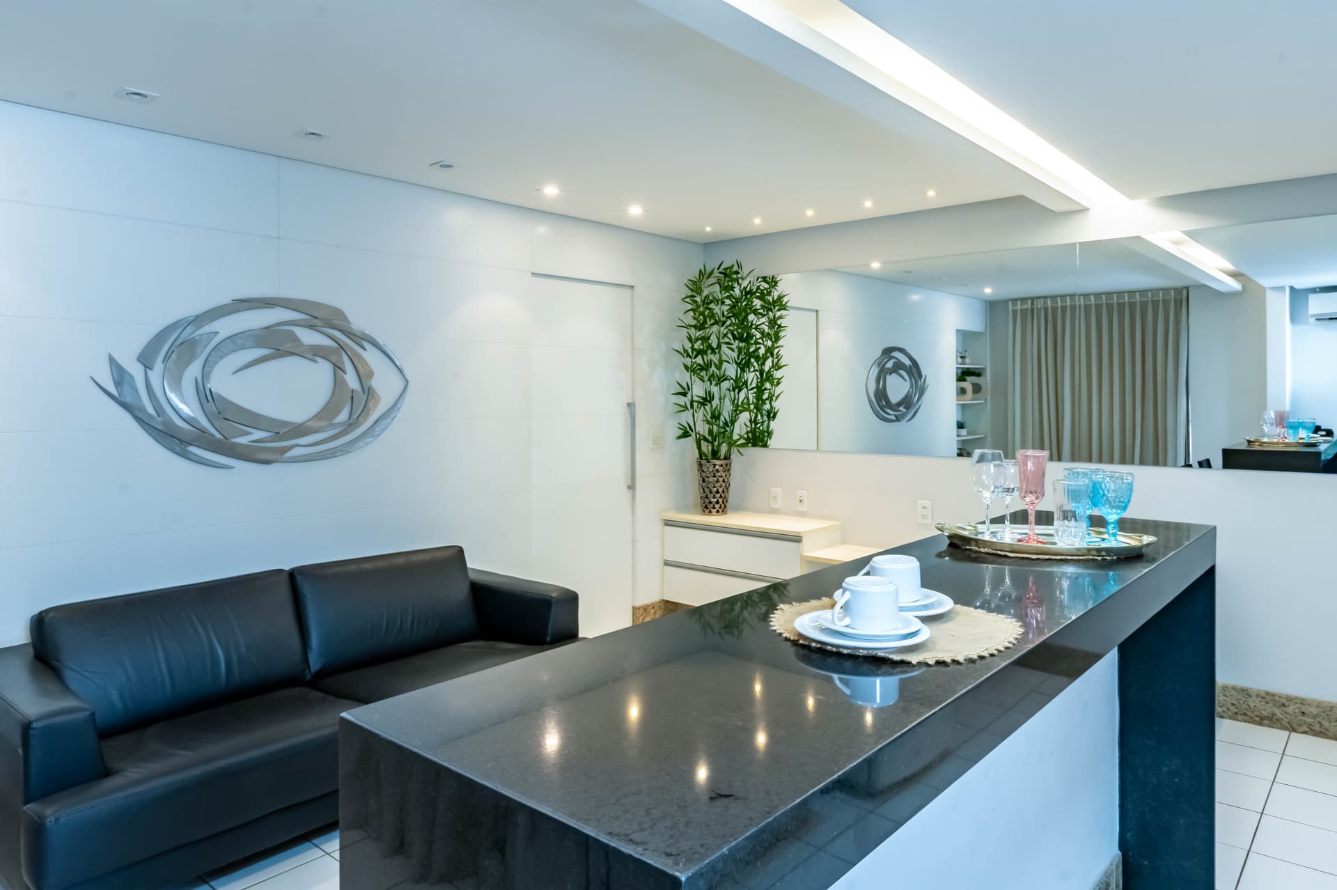 APARTAMENTO 1 SUITE NO SUN SQUARE SUITES HOTEL A VENDA