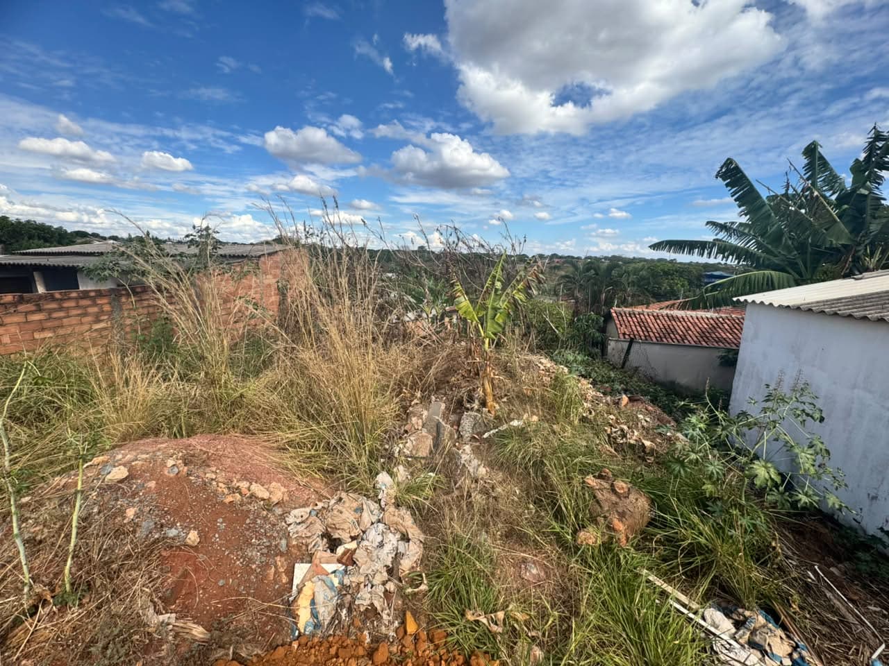 LOTE SETOR AMIM CAMARGO COM 380,98 M²