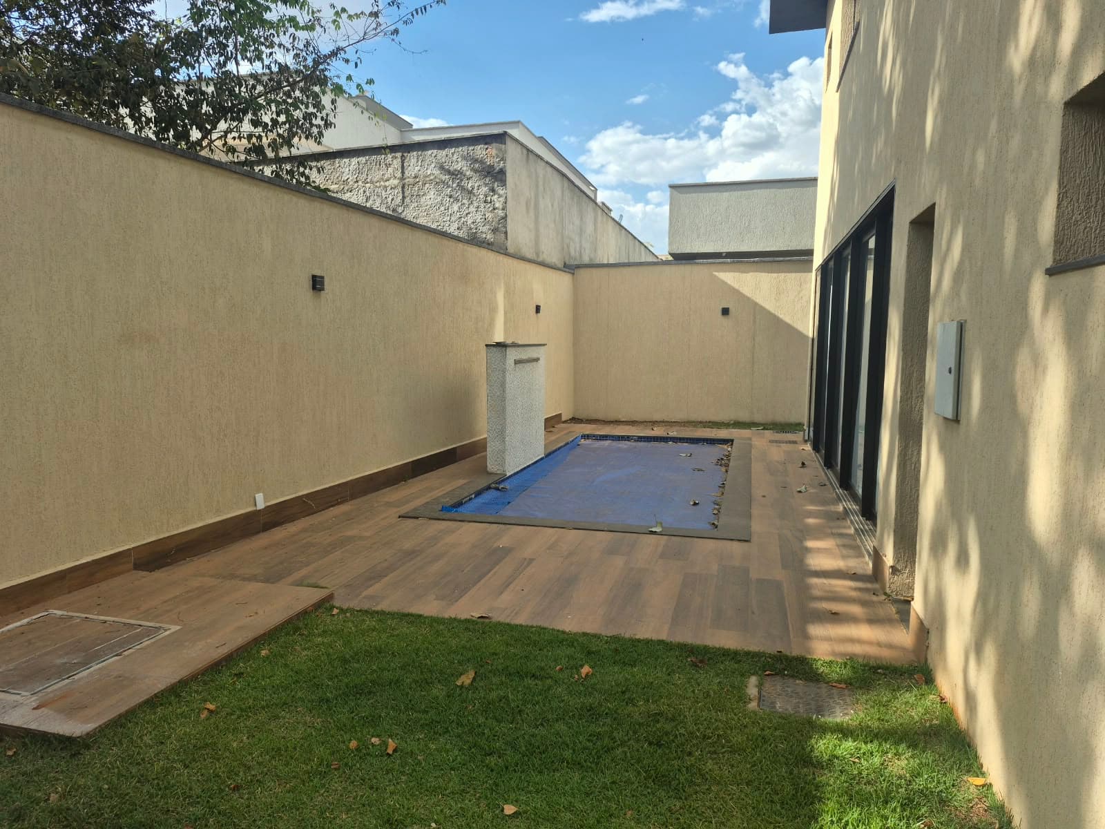 Sobrado de Alto Padrão no Residencial Goiânia Golf Garden – Portal do Sol Garden