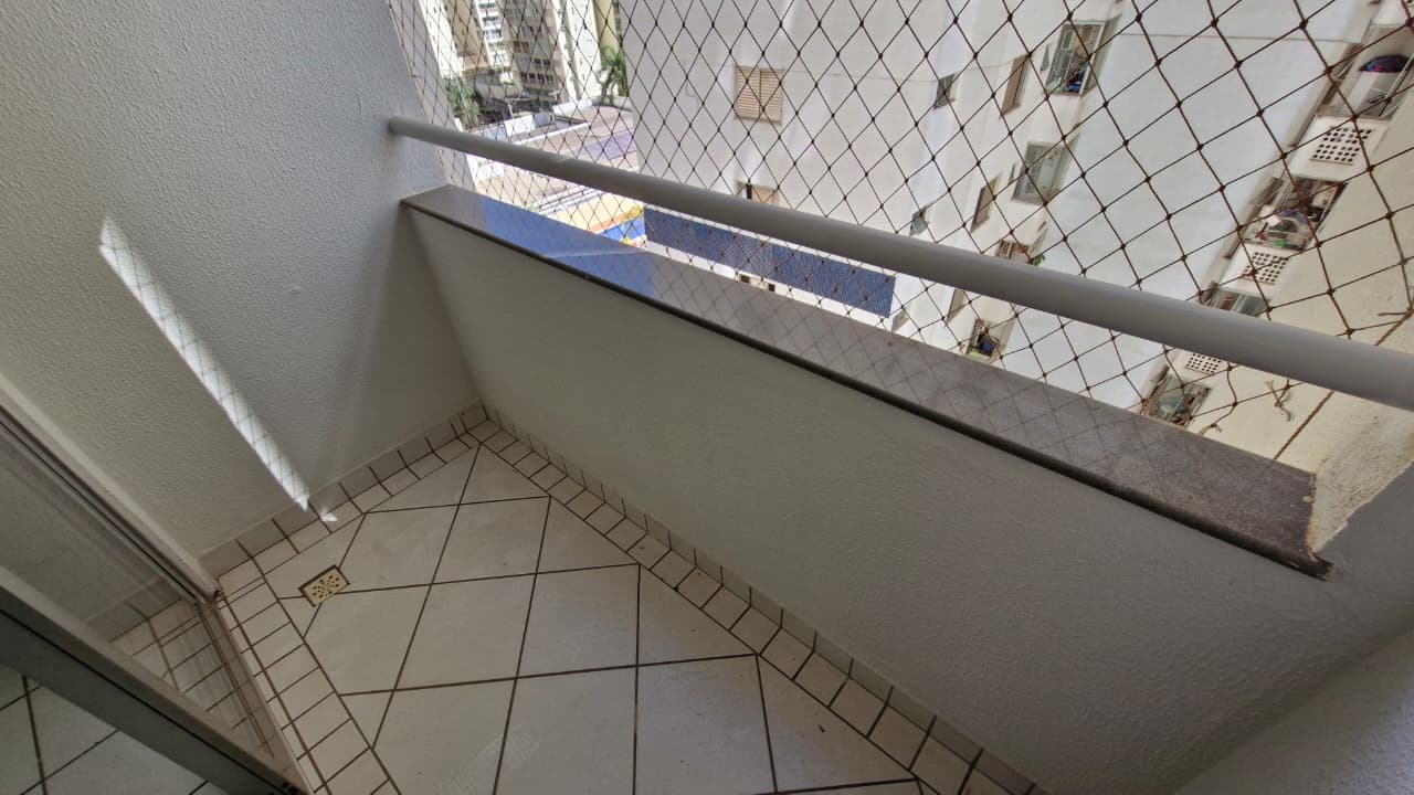 APARTAMENTO DE 02 QUARTOS, SETOR BUENO.