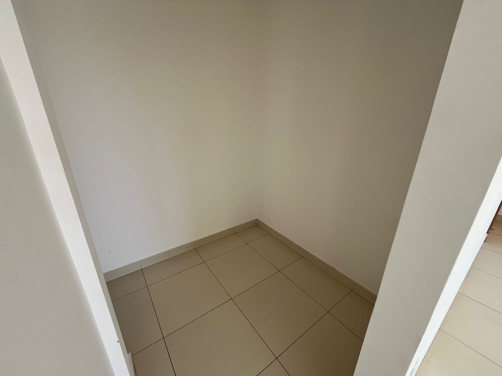 APARTAMENTO 2 QUARTOS SENDO 1 SUITE NO PARQUE AMAZONIA