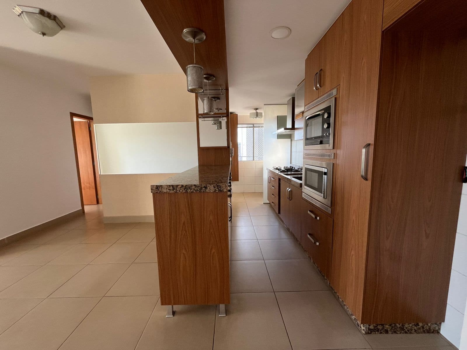 APARTAMENTO 3 QUARTOS SENDO 1 SUITE RESIDENCIAL CAMBARA NO PARQUE AMAZONIA