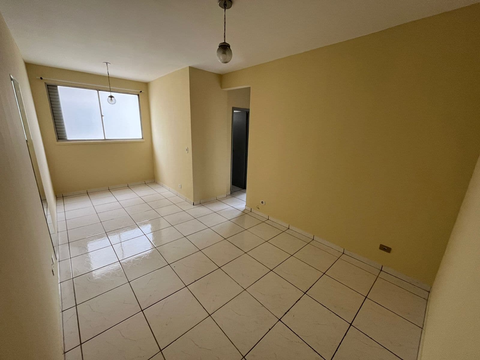 APARTAMENTO 2 QUARTOS NO SETOR BUENO