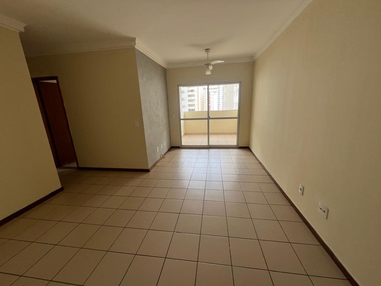 Apartamento 03 Quartos 01 Suíte - Residencial Lago das Brisas - Setor Bueno