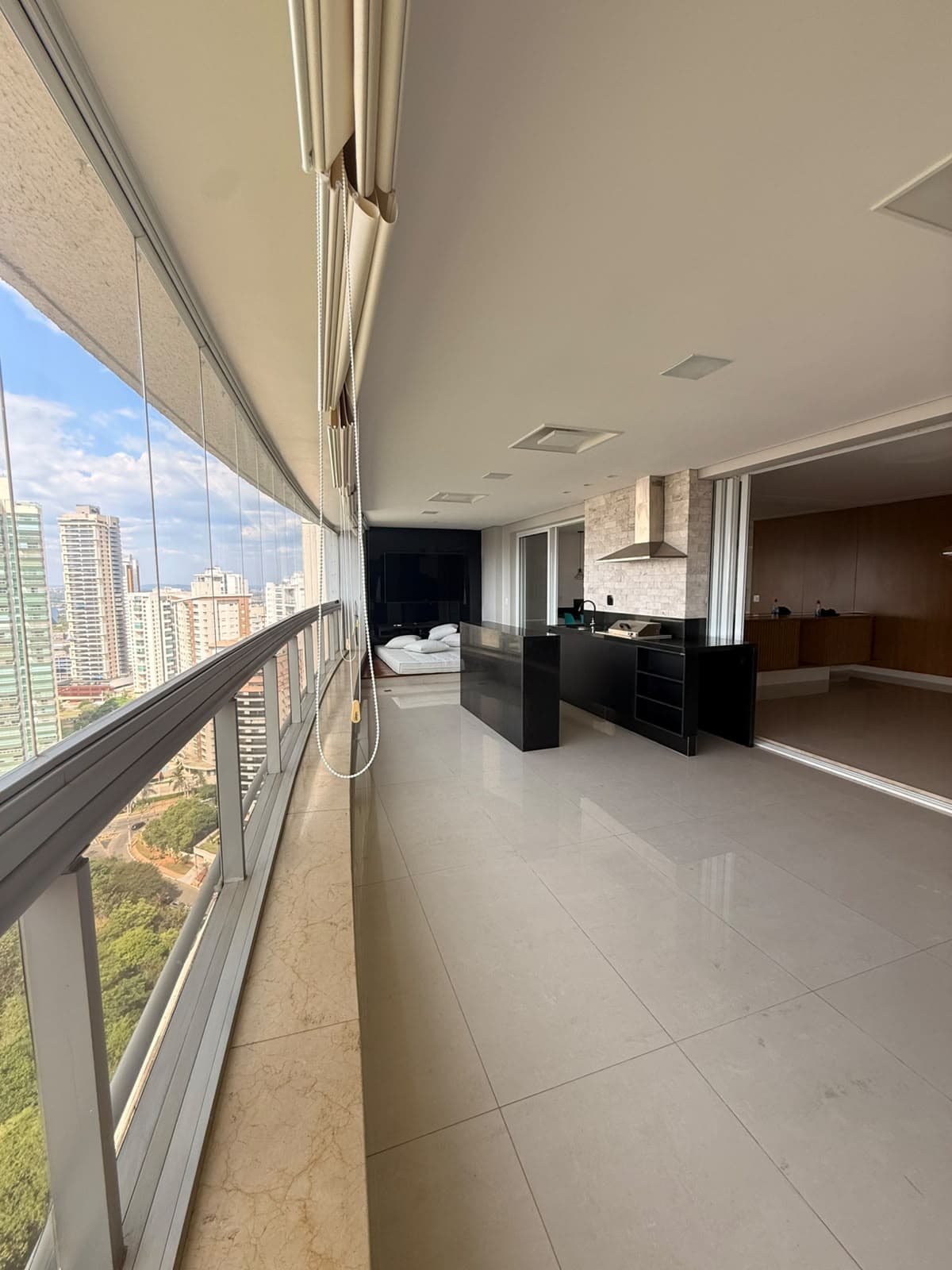 APARTAMENTO COM 5 SUÍTES NO IMPERADOR DO PARK – JARDIM GOIÁS