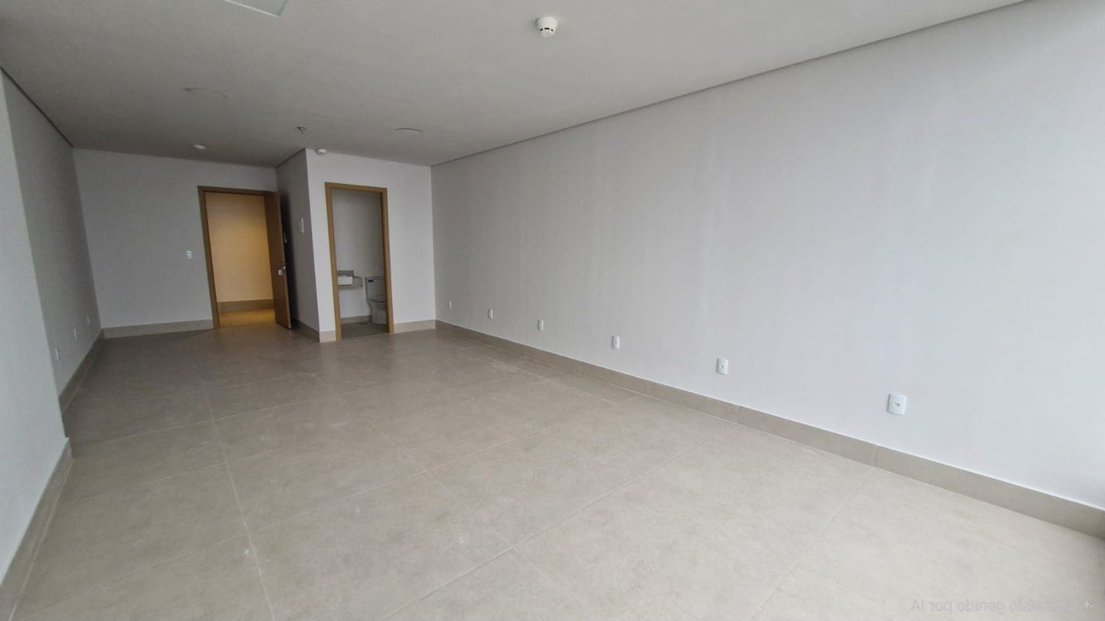 SALA COMERCIAL DE 39,14M², SETOR MARISTA.