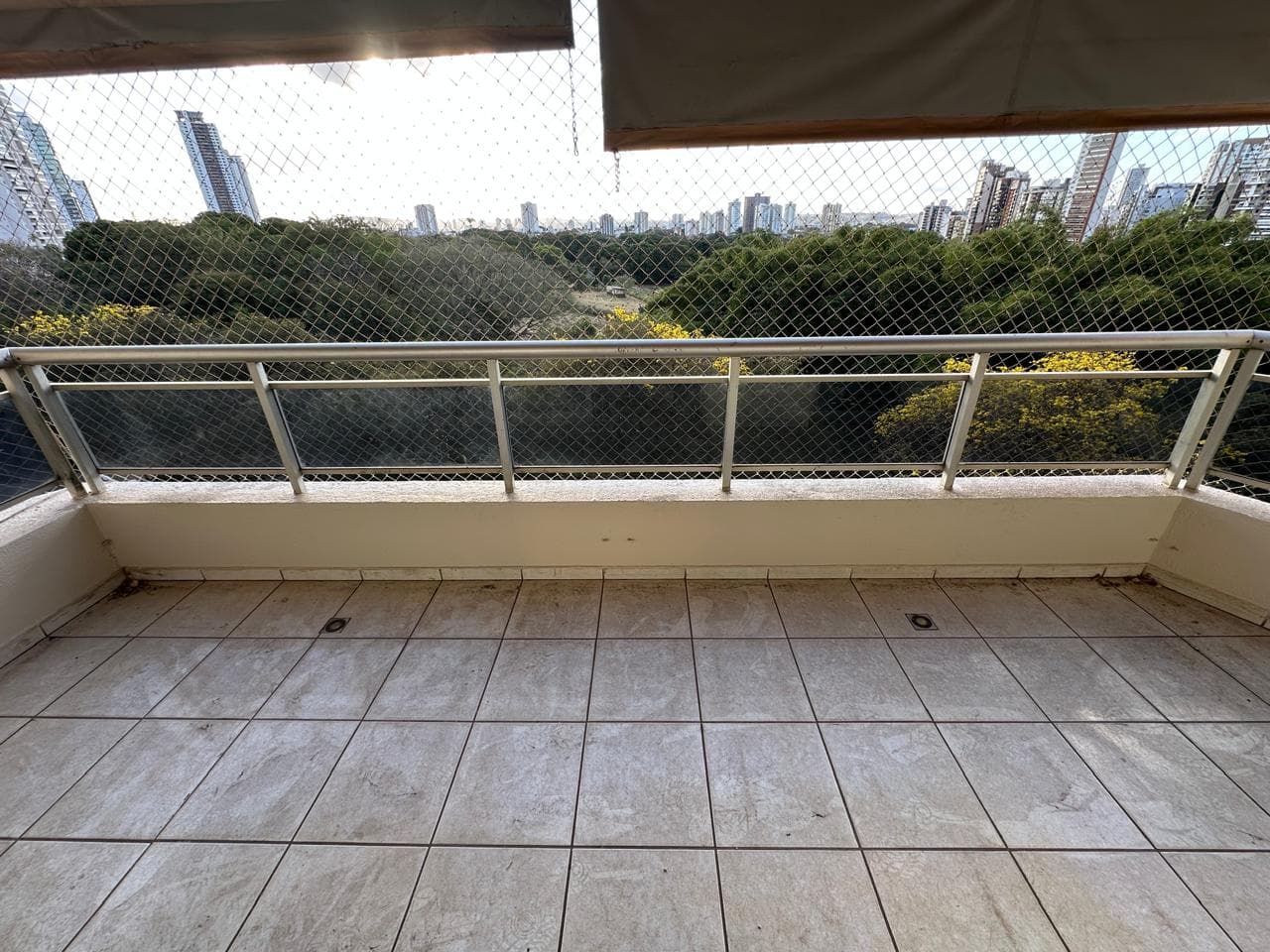 APARTAMENTO 4 QUARTOS SENDO 2 SUITE ART 4 NO SETOR OESTE