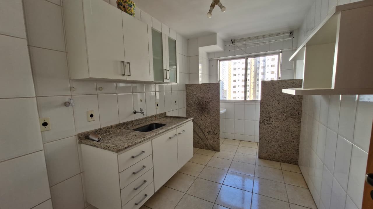 APARTAMENTO DE 02 QUARTOS, JARDIM GOIÁS.