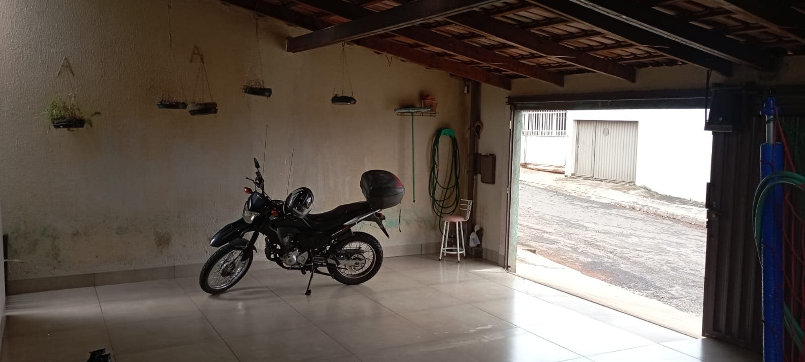 Casa 03 Quartos - Lote 300m² Setor Recanto do Bosque
