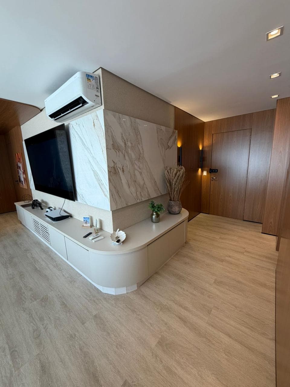 Apartamento Mobiliado, 3 Suítes - Setor Aeroporto