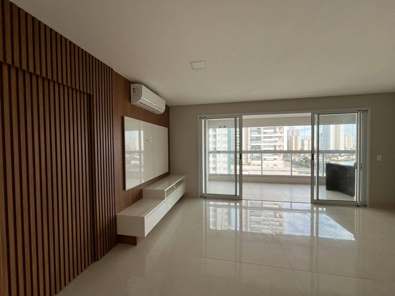 Apartamento á venda Setor Bueno 114m² - Goiânia GO
