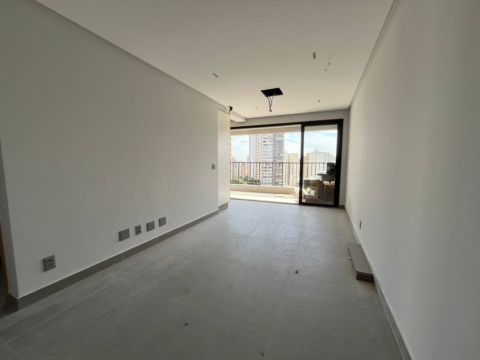 APARTAMENTO 2 QUARTOS SENDO 2 SUITES RESIDENCIAL LUX OESTE